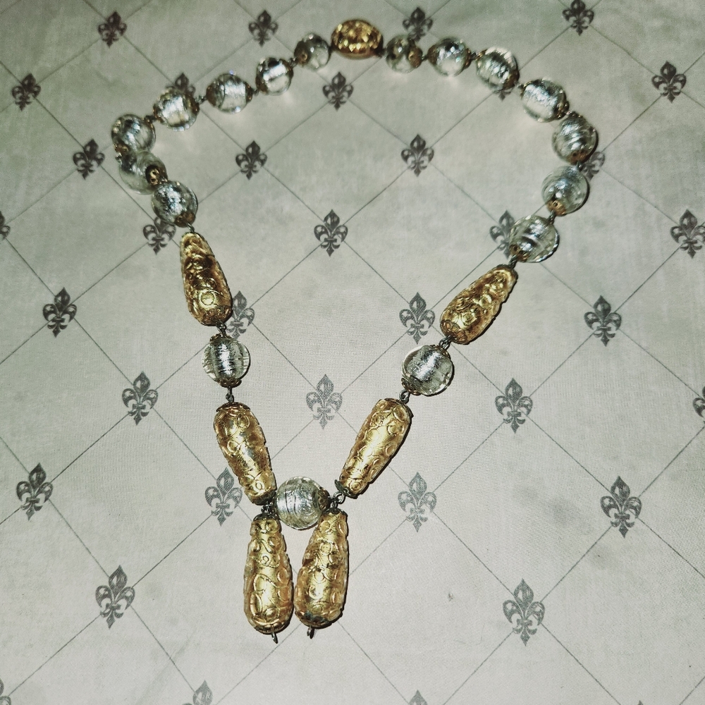 Stunning Decorative Gold Gilt Metal Bead & Spun Glass Bead Necklace Vintage